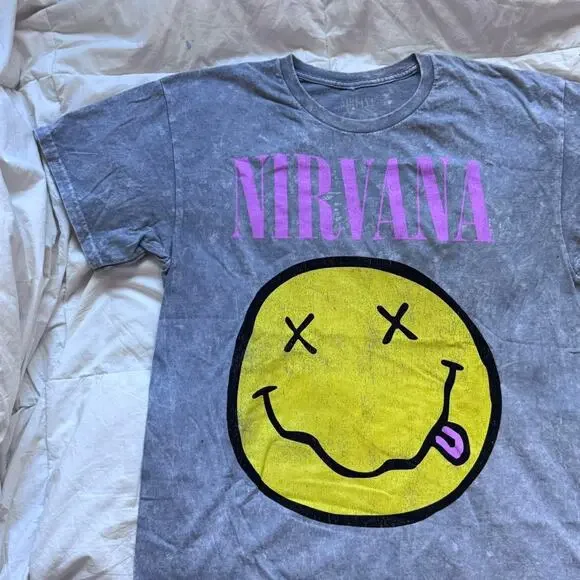 Nirvana smiley graphic band tee XL casual cotton alt grunge short sleeve emo - Picture 4 of 8